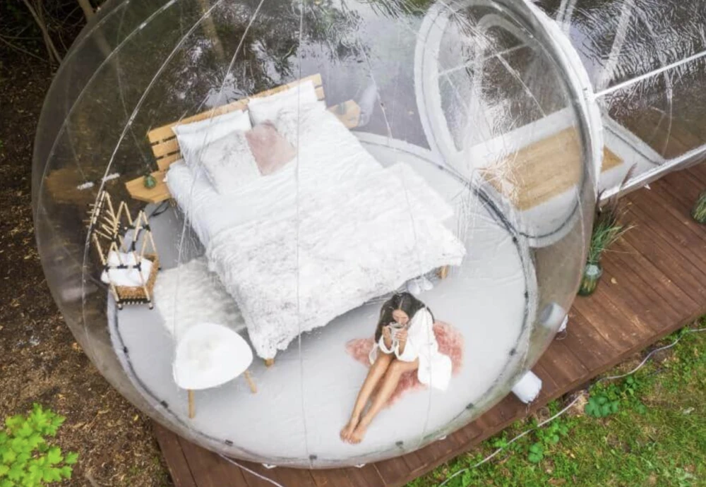 stay in a bubble tent